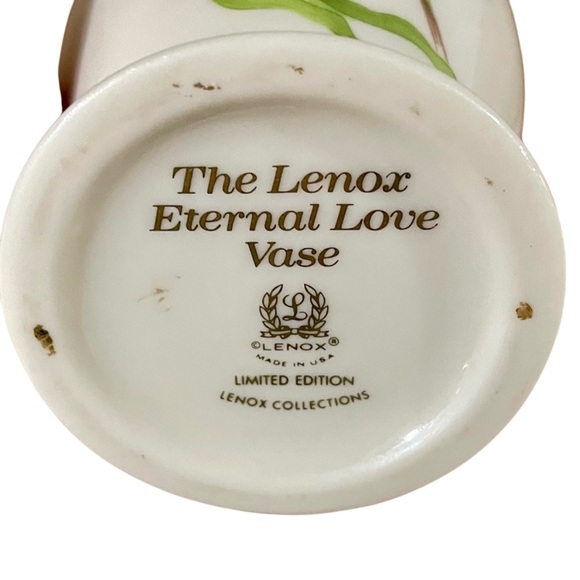 Lenox “Eternal Love” Porcelain Vase 1980’s Limited Edition Gold Rim Birds Floral - Picture 6 of 7